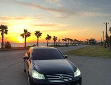 Nissan fuga
