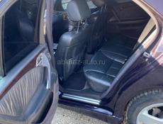 Mercedes-Benz 200-Series
