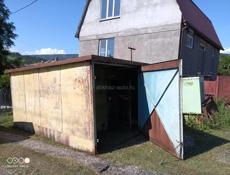 Железная будка
