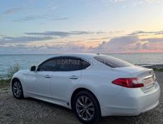 Infiniti M35