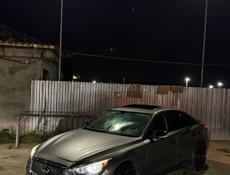 Infiniti Q30