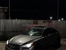 Infiniti Q30