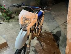 Прадаеться питбайк 125 кубов срочна стоит все новое