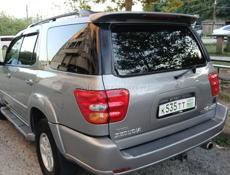Toyota Sequoia