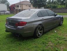 BMW Alpina B10