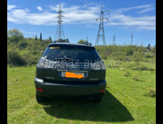 Срочно продаю Lexus rx 
