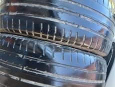 255/40 R19 Goodyear