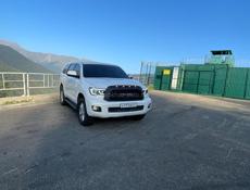 Toyota Sequoia