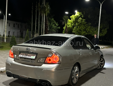 Nissan fuga