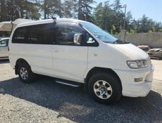 Mitsubishi Space Gear