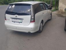 Mitsubishi Grandis
