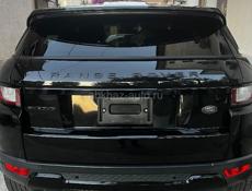 Aston Martin V8