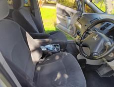 Mitsubishi Grandis