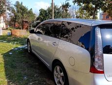 Mitsubishi Grandis