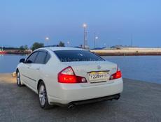 Nissan fuga