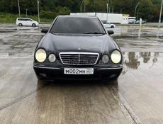 Mercedes-Benz E-Класс