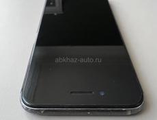 iPhone 8,64 ГБ