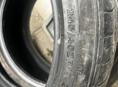 245/40 R19