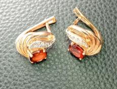 Золотые серьги 585