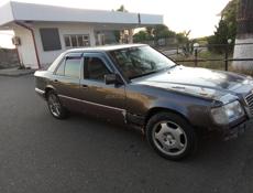 Mercedes-Benz 124