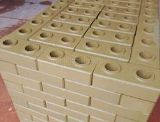 Кирпич LEGO