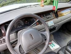 Lincoln Town Car