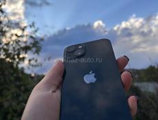 Продам айфон 13 