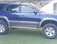 Toyota Hilux Surf
