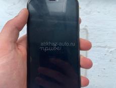 продаю 11 айфон