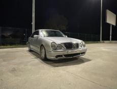 Mercedes-Benz E-Класс