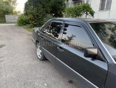 Mercedes-Benz 124