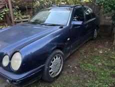 Mercedes-Benz E-Класс