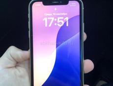 iPhone XR два, по 64 гб 