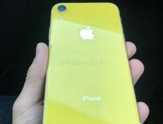 iPhone XR два, по 64 гб 
