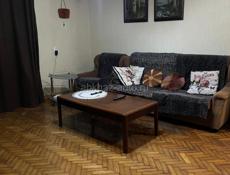 Сдается 2х комнатная квартира в Агудзере  на длительный срок