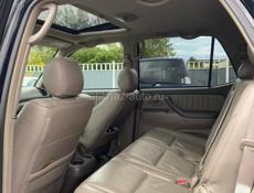 Toyota Sequoia