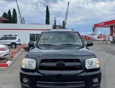 Toyota Sequoia