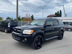 Toyota Sequoia
