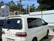 Mitsubishi Diamante