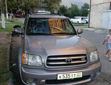 Toyota Sequoia