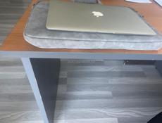 Компьютер MacBook aer 