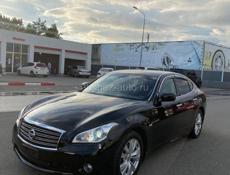 Nissan fuga