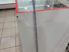Стеклянная витрина