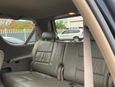 Toyota Sequoia