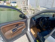 Mitsubishi Carisma