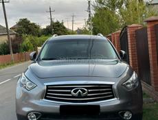 Infiniti FX
