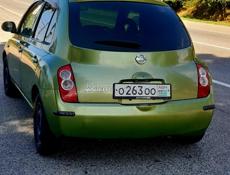 Nissan March