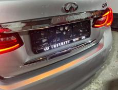Infiniti