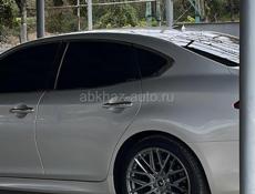 Infiniti