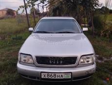 Audi 100